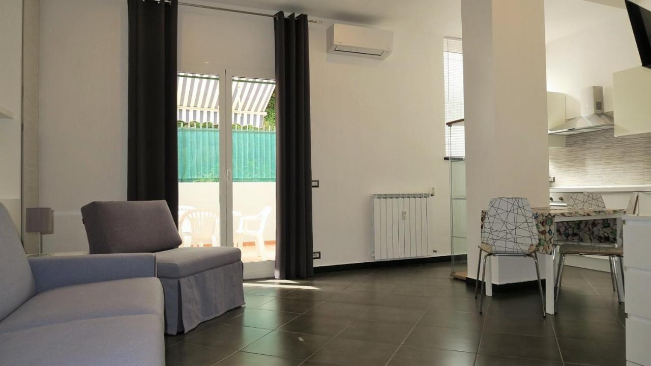 Karina, To The Beach With Terrace And Private Parking Σαβόνα Εξωτερικό φωτογραφία
