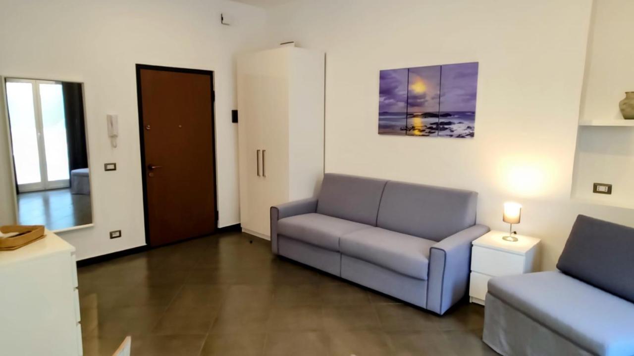 Karina, To The Beach With Terrace And Private Parking Σαβόνα Εξωτερικό φωτογραφία