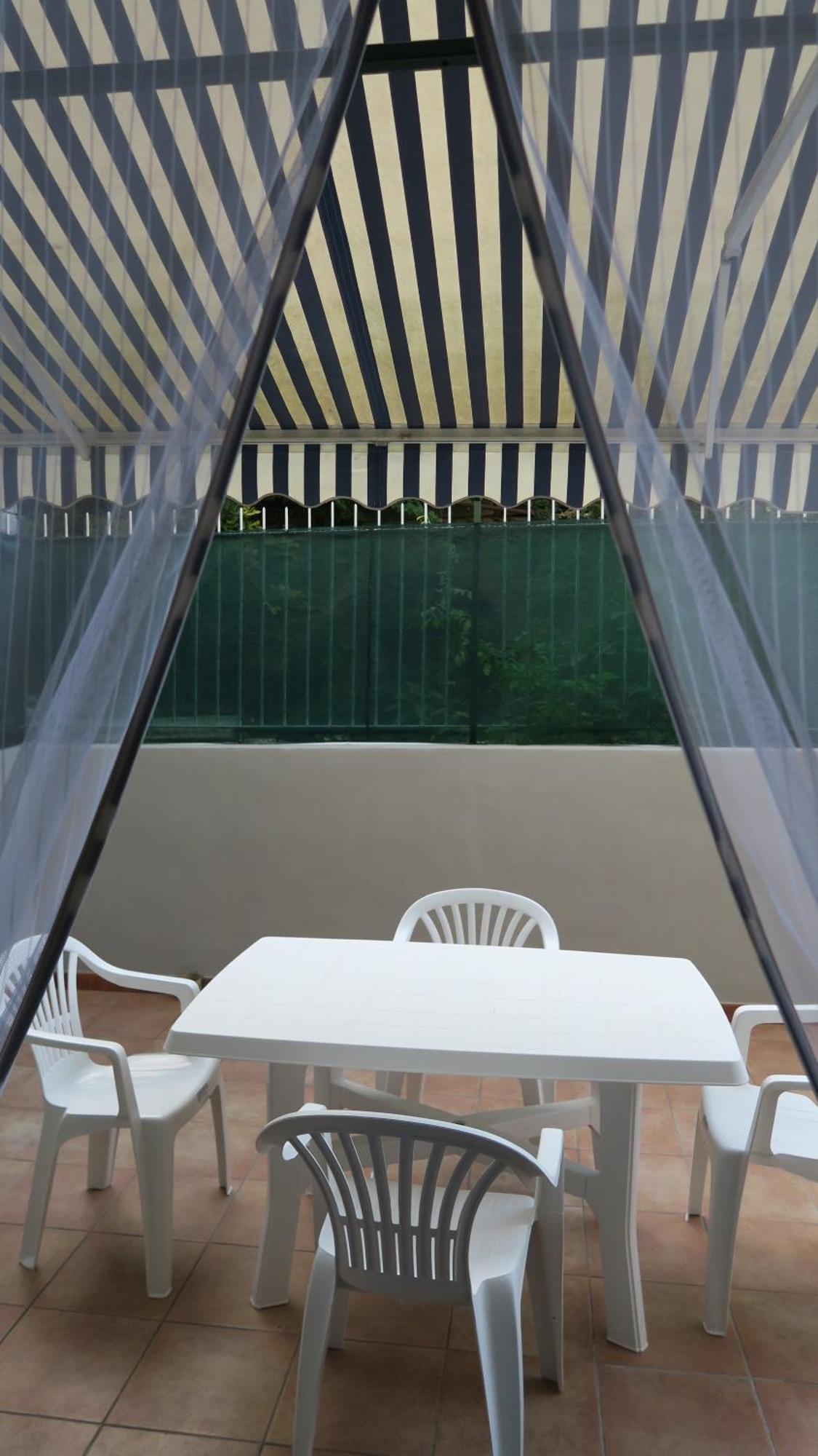 Karina, To The Beach With Terrace And Private Parking Σαβόνα Εξωτερικό φωτογραφία